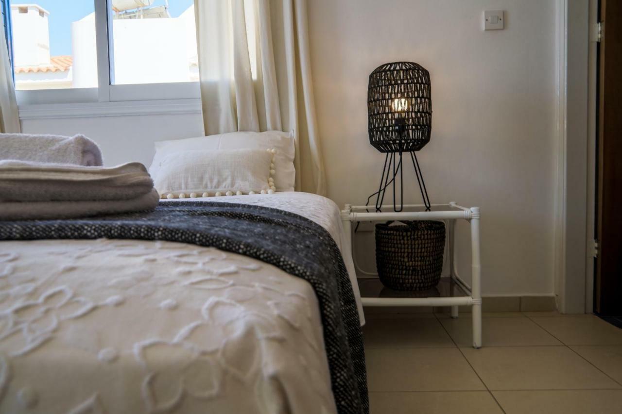 Phaedrus Living: Seaside Luxury Villa Anafi Paralimni Exterior foto